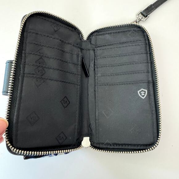 Vera Bradley Wristlet Wallet Snow Lotus Floral RFID Travel Quilted Zip Black - Picture 4 of 8